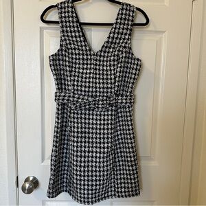 Aqua Houndstooth Tweed Mini Dress Size S Belted V Neck Black White Preppy Chic